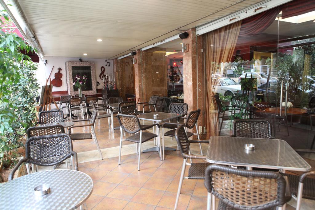 Mozart Hotel Beirut Exterior photo